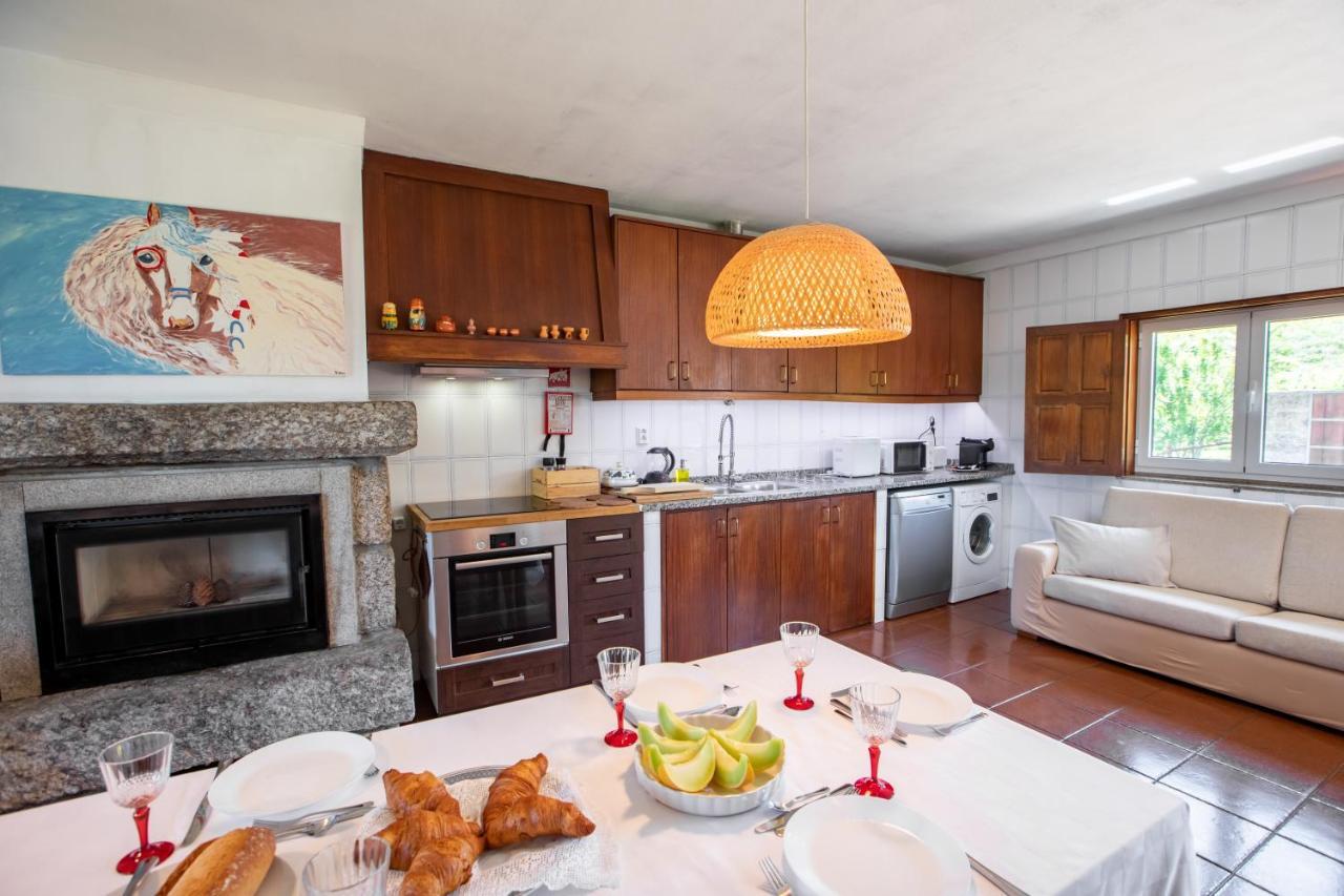 Quinta De Carvalhal - Casa Da Vinha Villa Guimarães Eksteriør billede